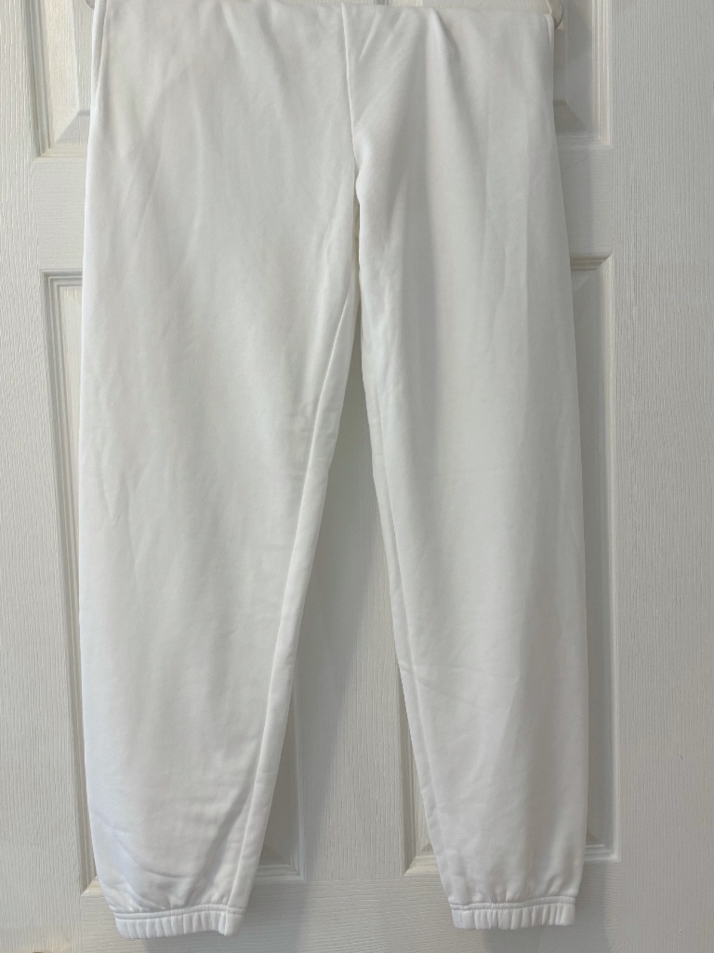 Aritzia TNA White Sweatpants - Small